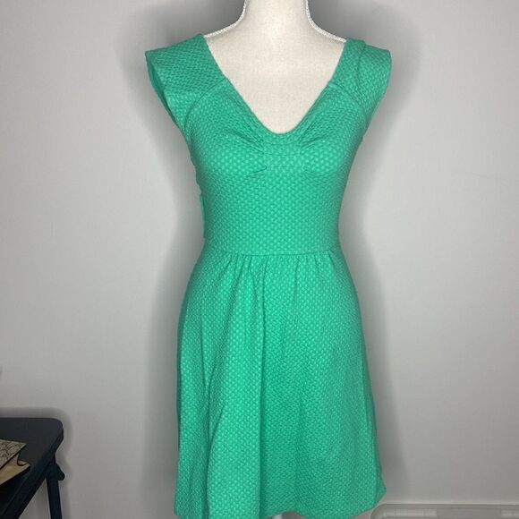 Anthropologie Green Short Mini Green Dress Size 02P - Picture 1 of 8